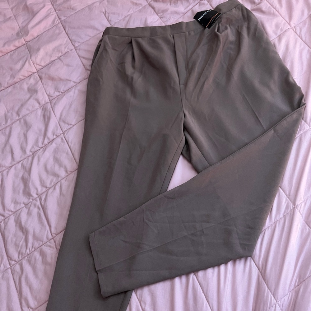Tan trousers 1x